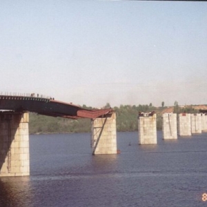 Строительство моста через Волгу